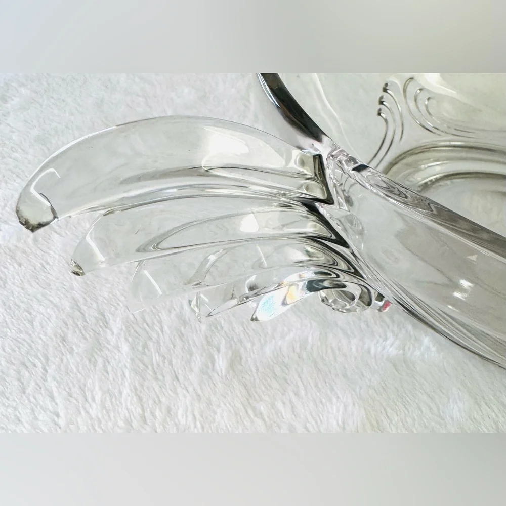 VTG  Fostoria Glass Baroque Winged rooster Tail Handled Oval Bowl Centerpiece
